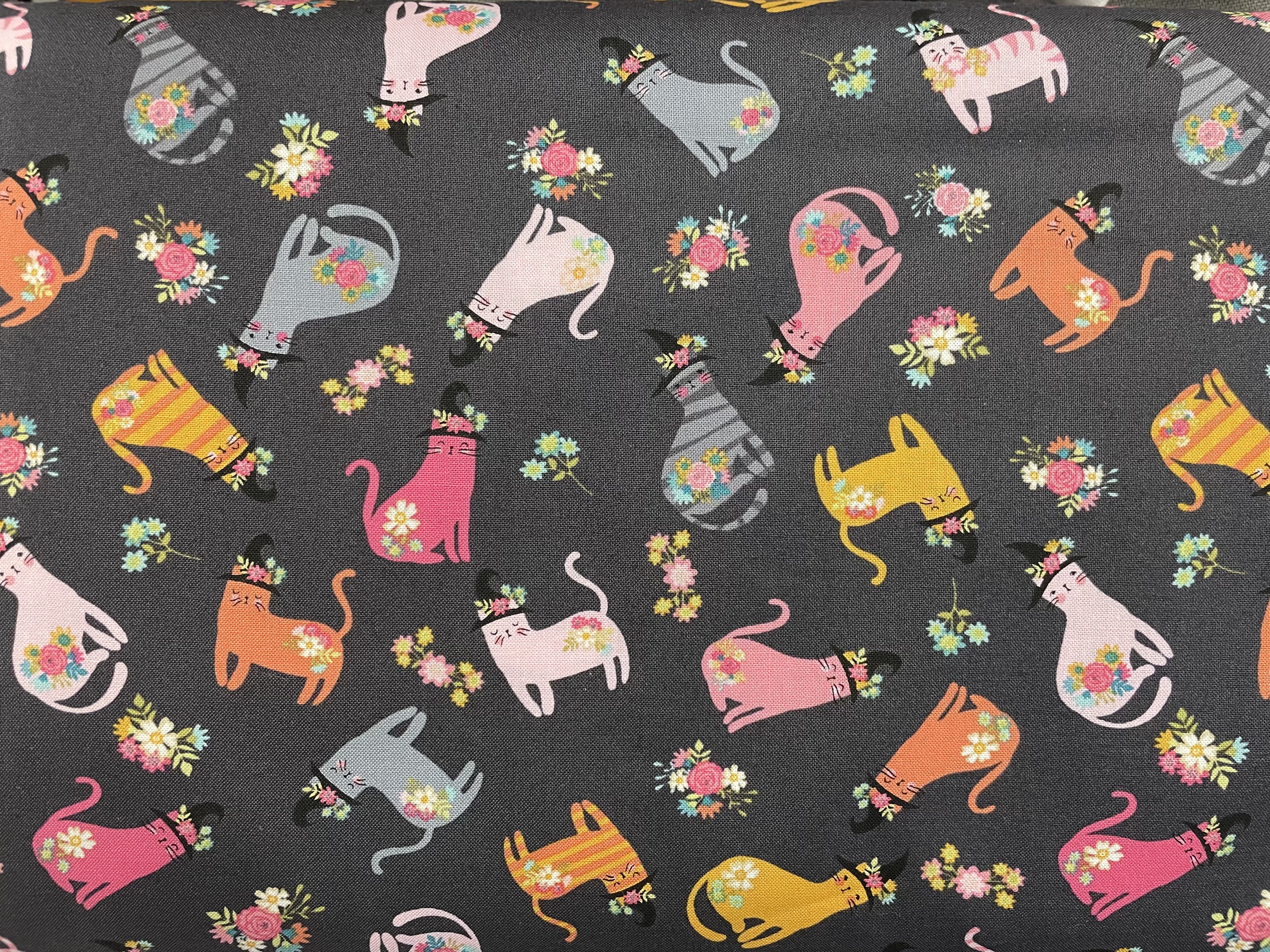 Stoff mit Katzen, Bunte Katzen mit Hut