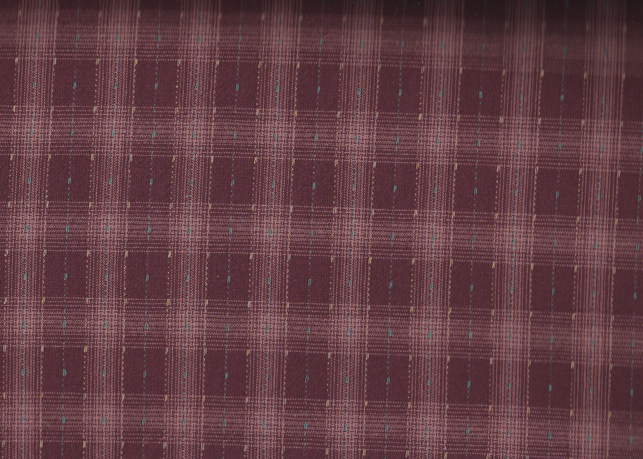 4547-372 Weinrot -Karo/ Punkte