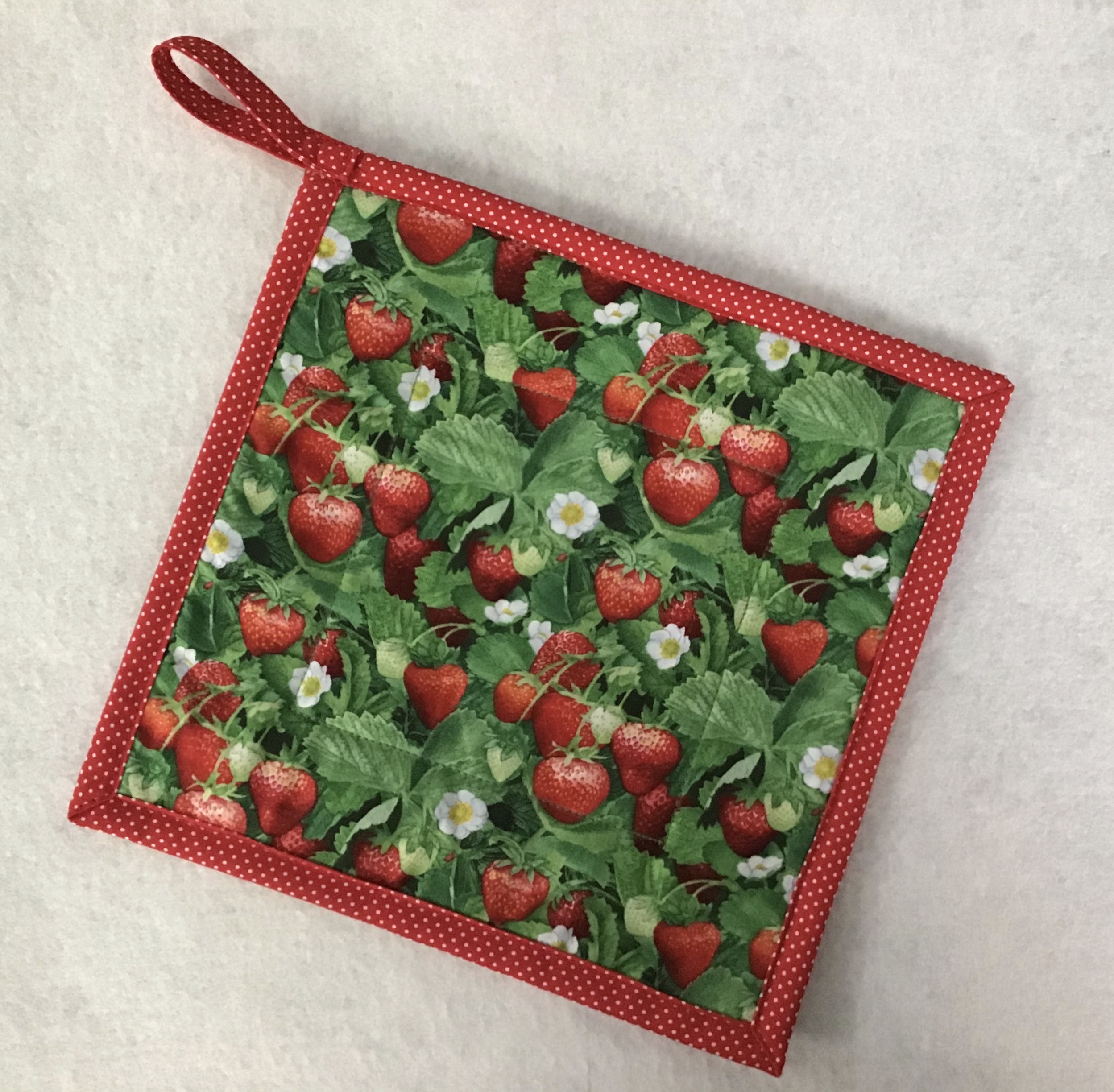Topflappen Erdbeeren / Materialpackung für zwei Stück