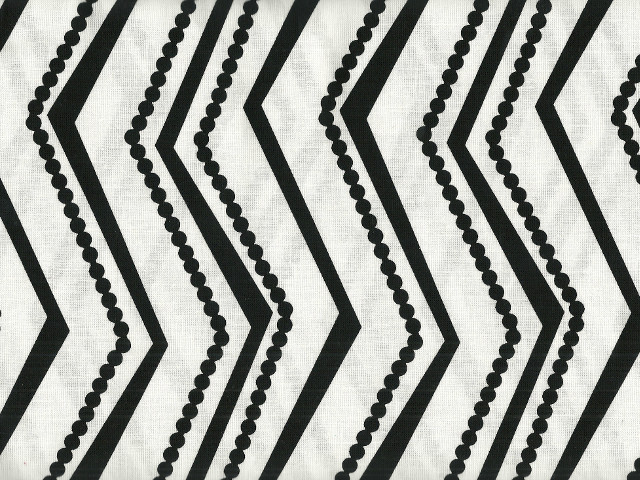 Onyx Peaks and Pearls