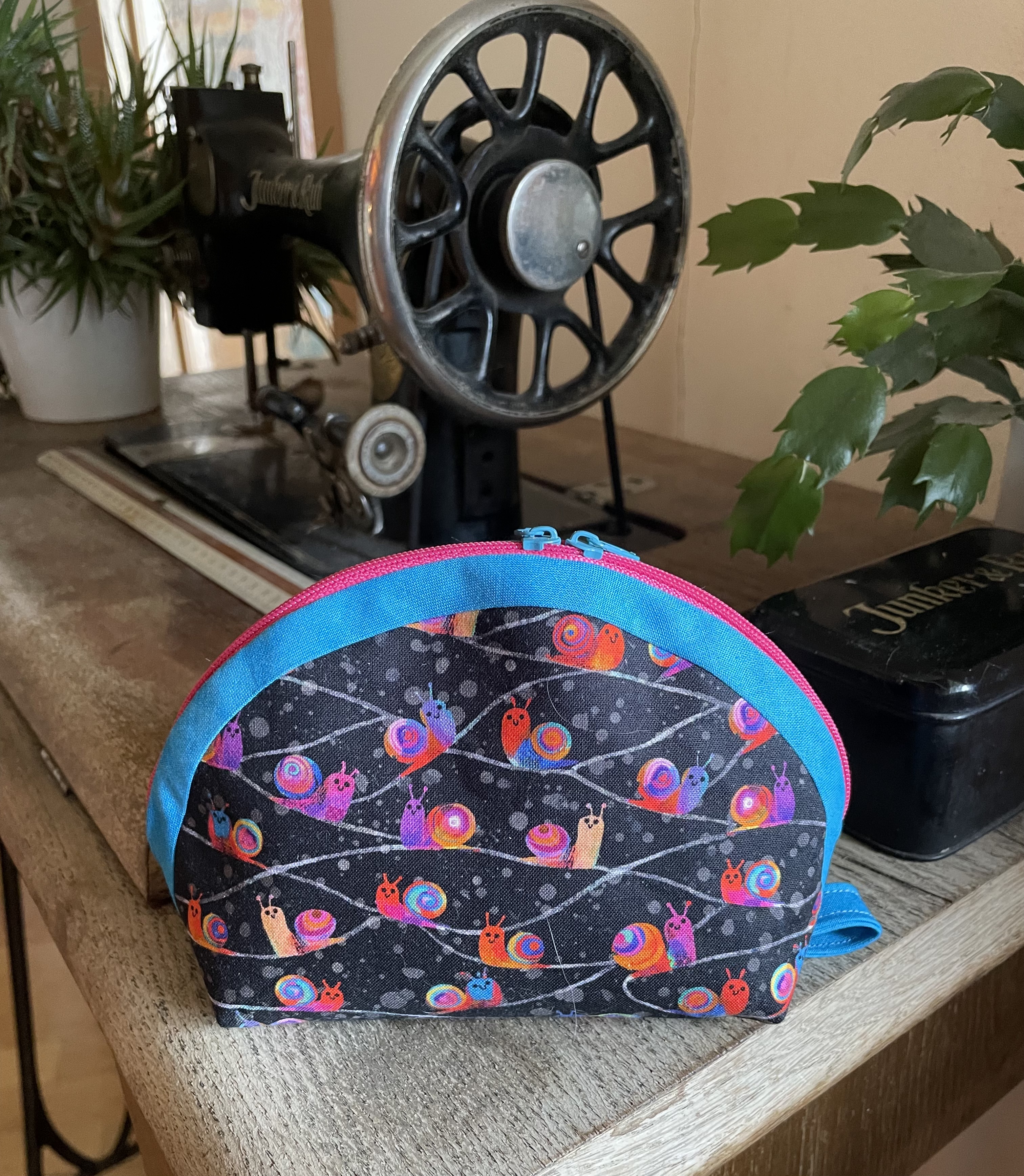 Materialpackung für 2 runde Täschchen " Schnecken Season"