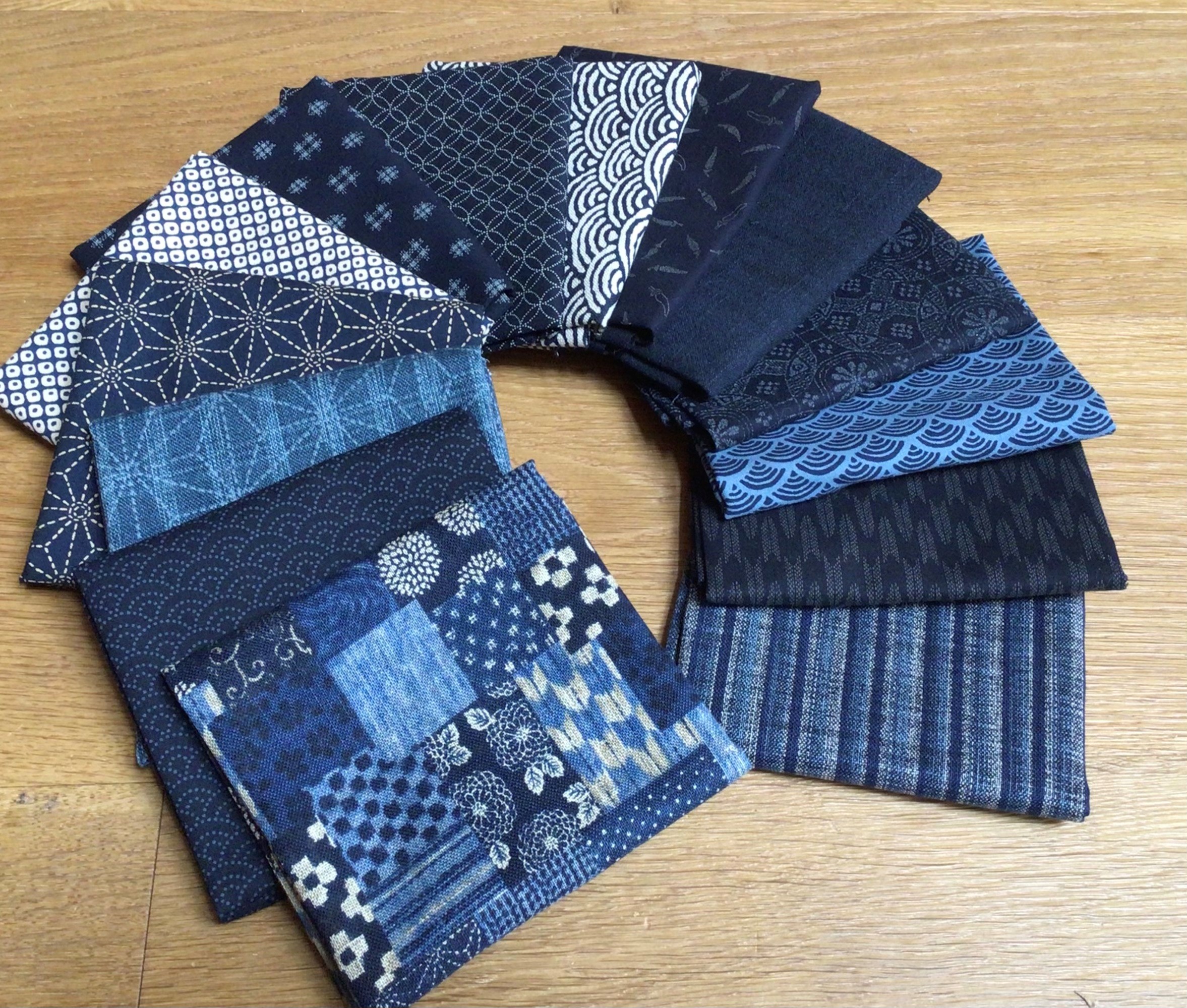 Traditionelle Japanische Stoffe, FQ Päckchen Indigo