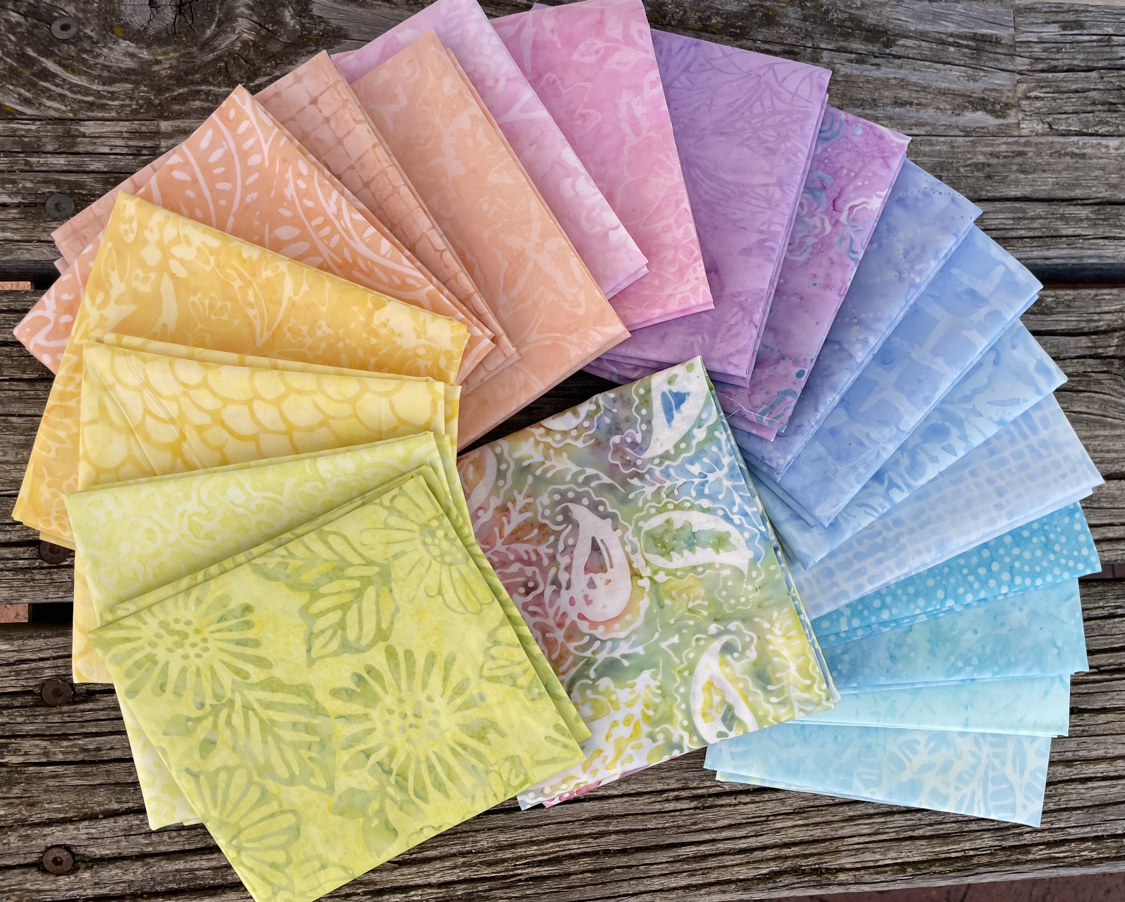 Batik Pastel, FQ Päckchen mit 20 Fat Quarter