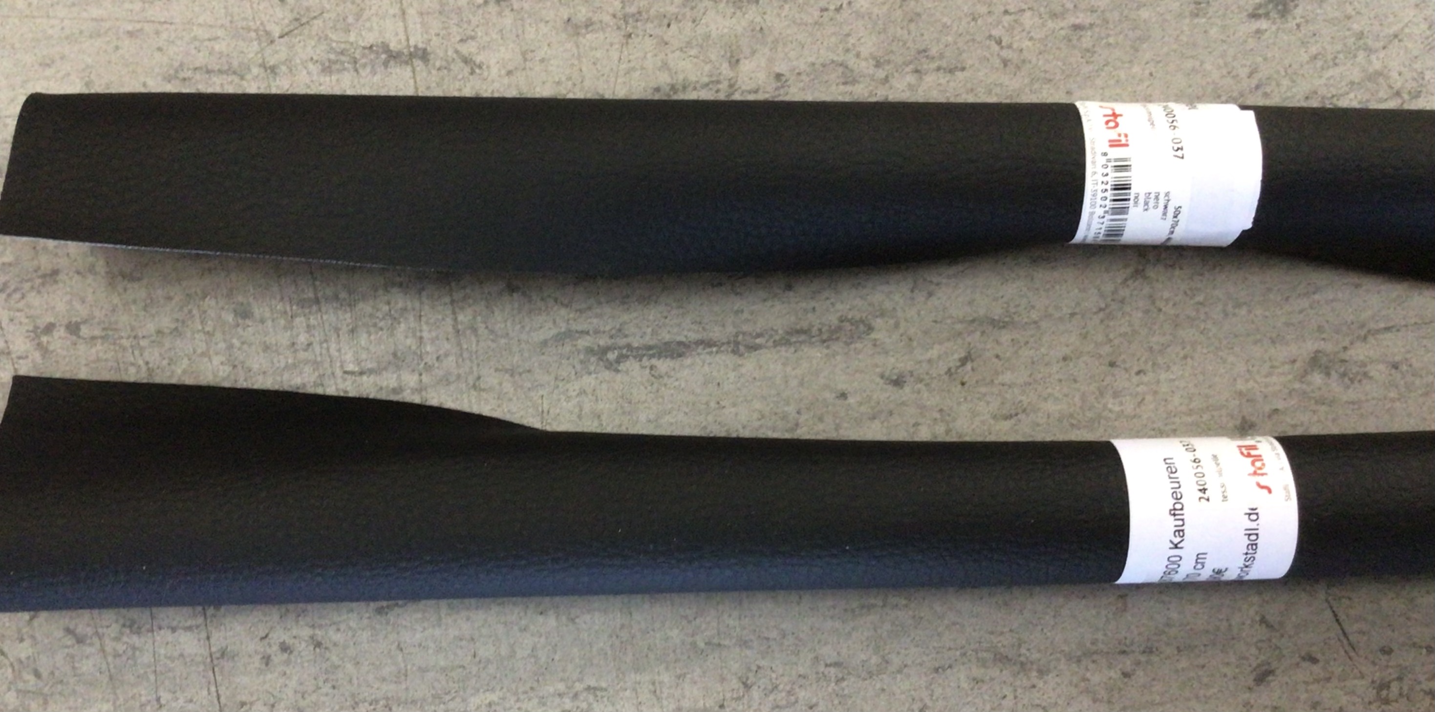 Kunstleder Schwarz/ Rolle 50 x 70 cm