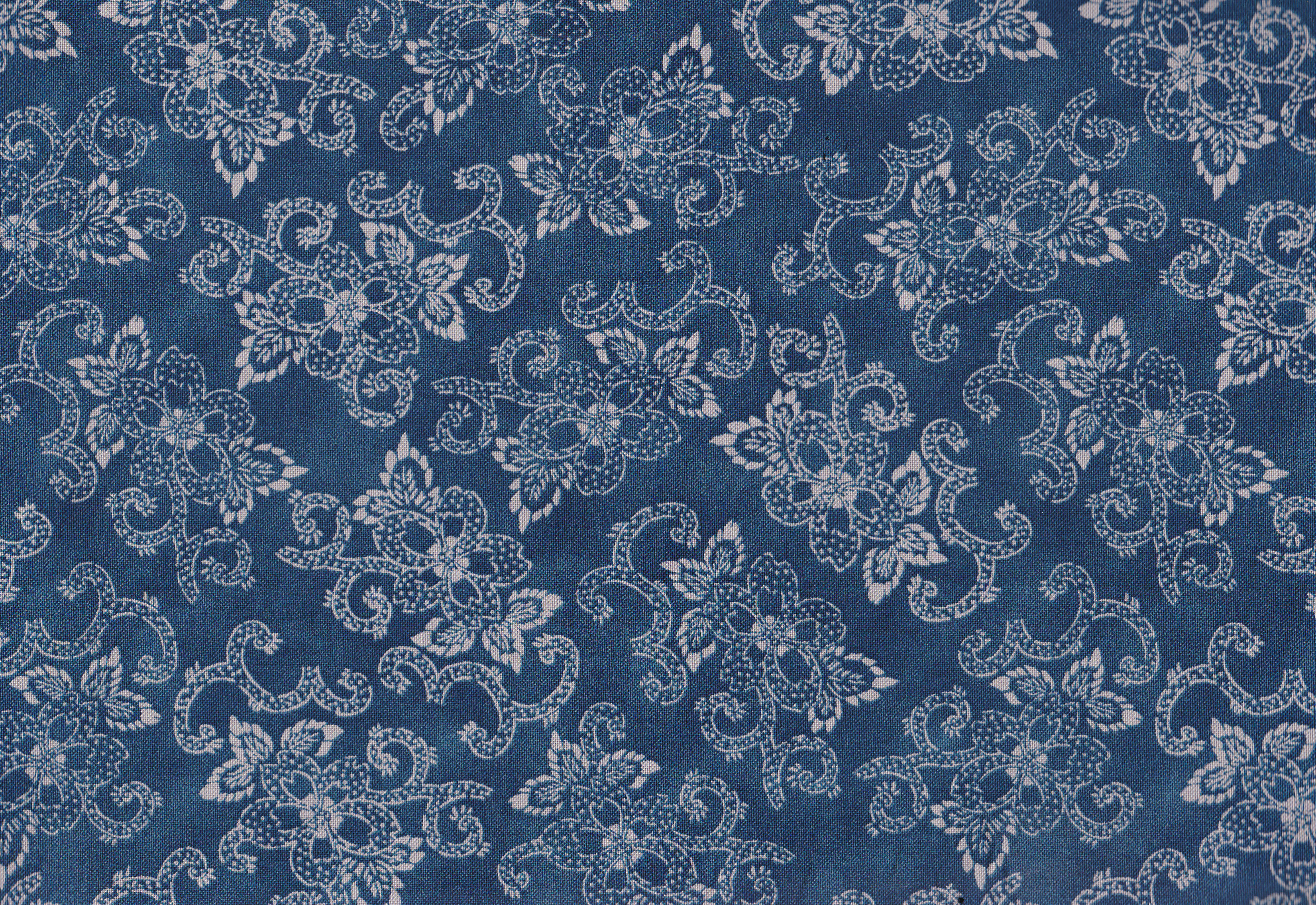 Indigo Flowers & Curv/ Ca.90 cm vorhanden