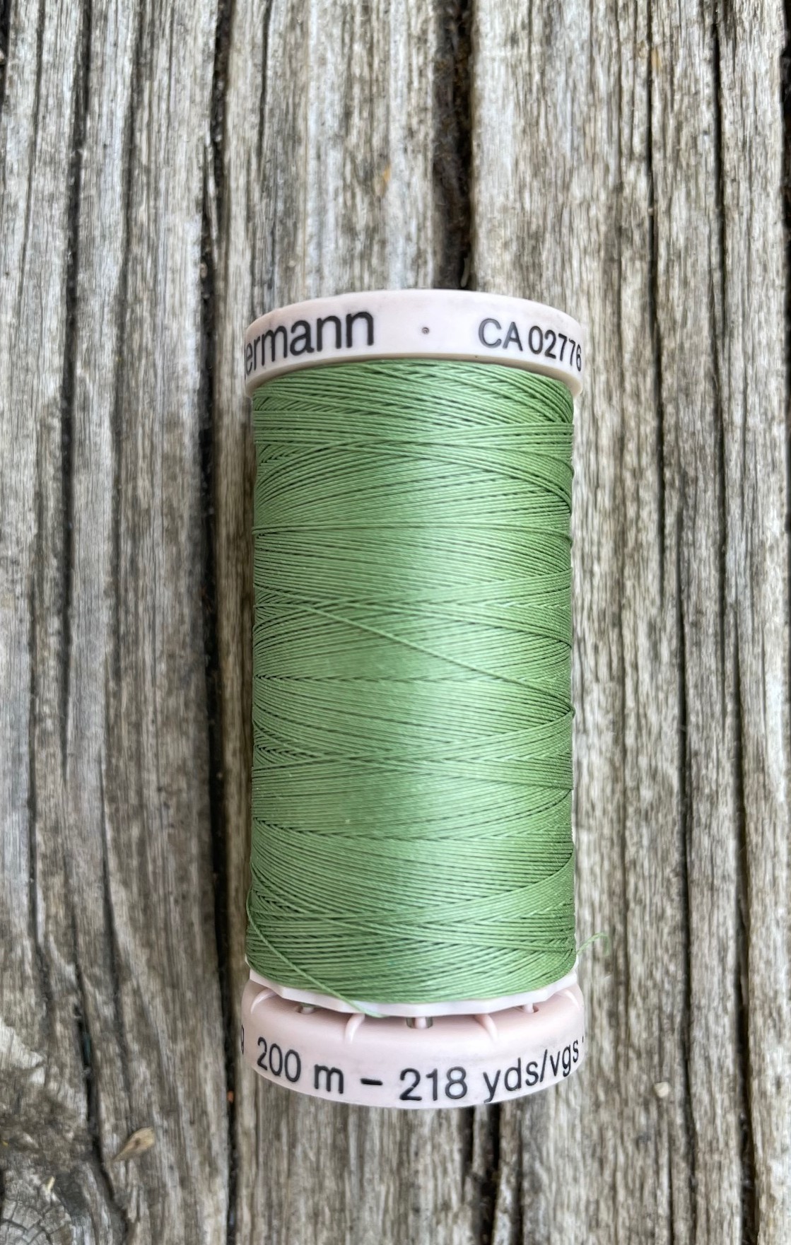 Gütermann Quiltgarn Hellgrün/ Salbei