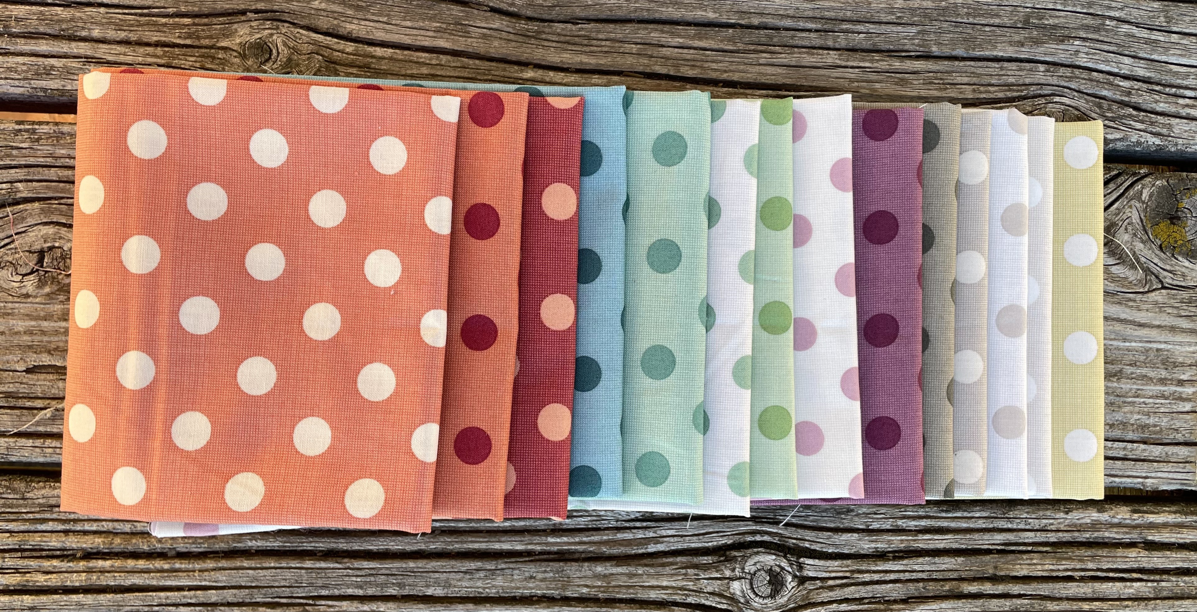 FQ Päckchen Quiltessential / Punkte / A 10% bis 7.01.26