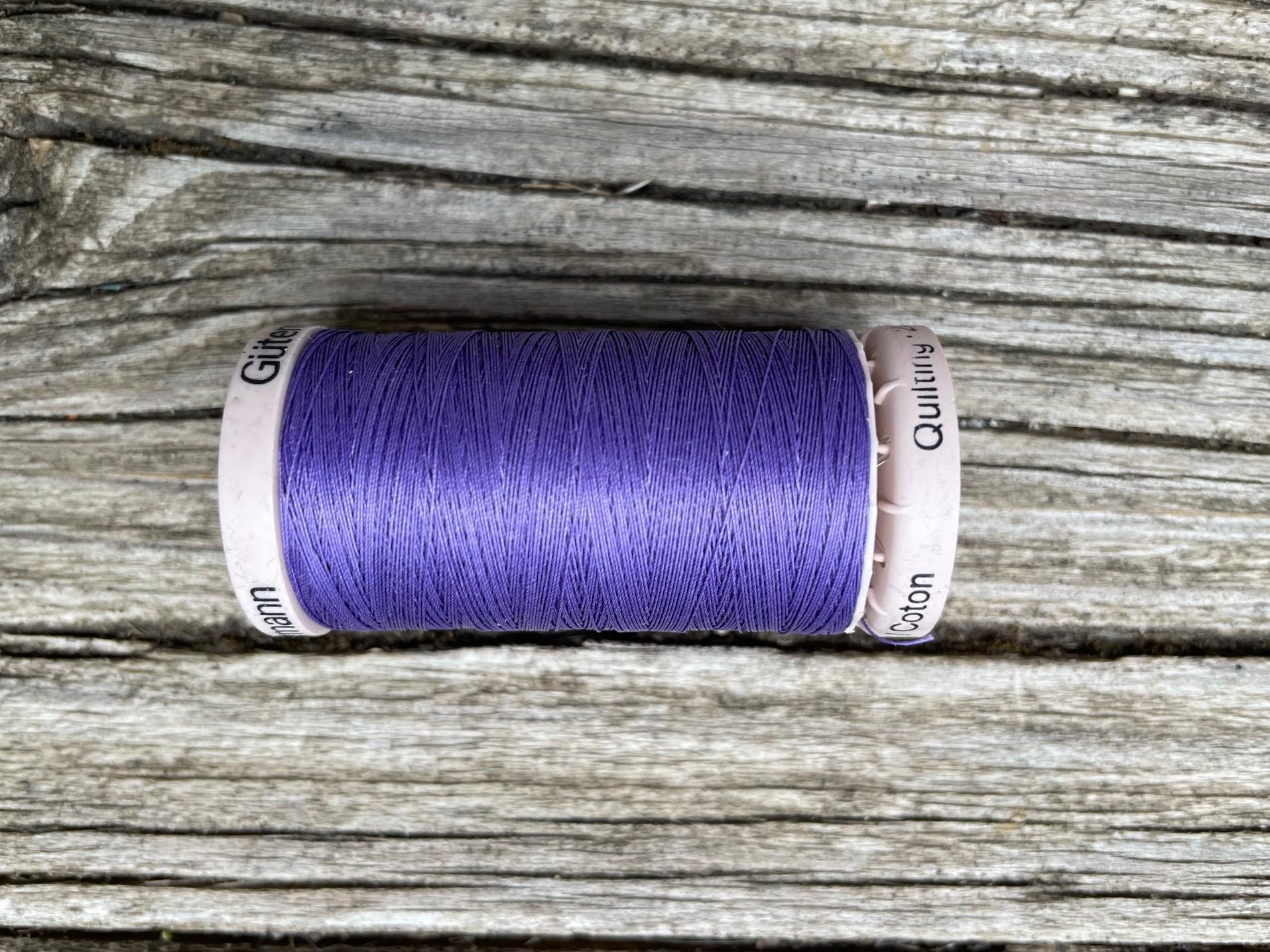 Gütermann Quiltgarn Aubergine