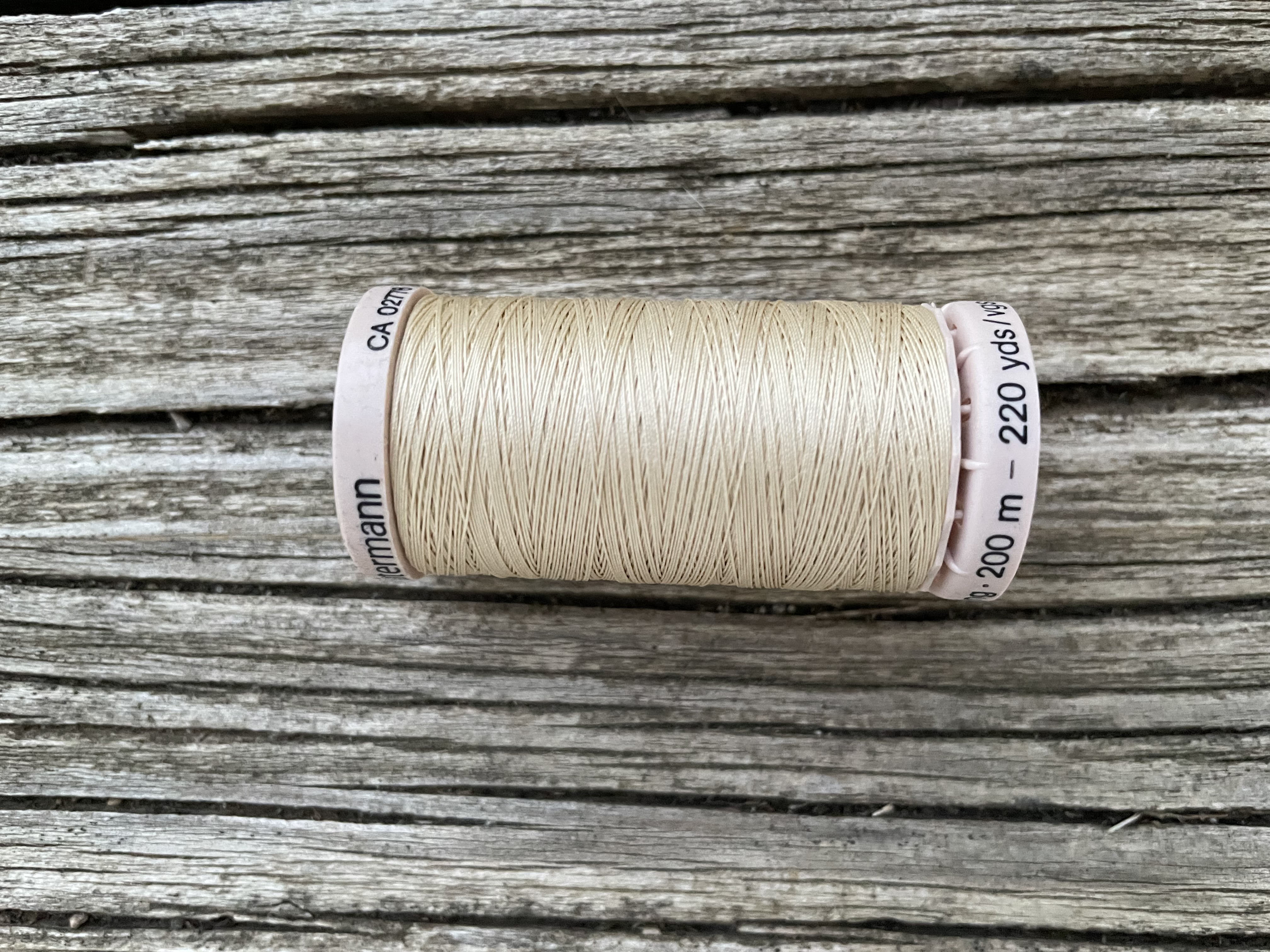 Gütermann Quiltgarn Beige/Creme