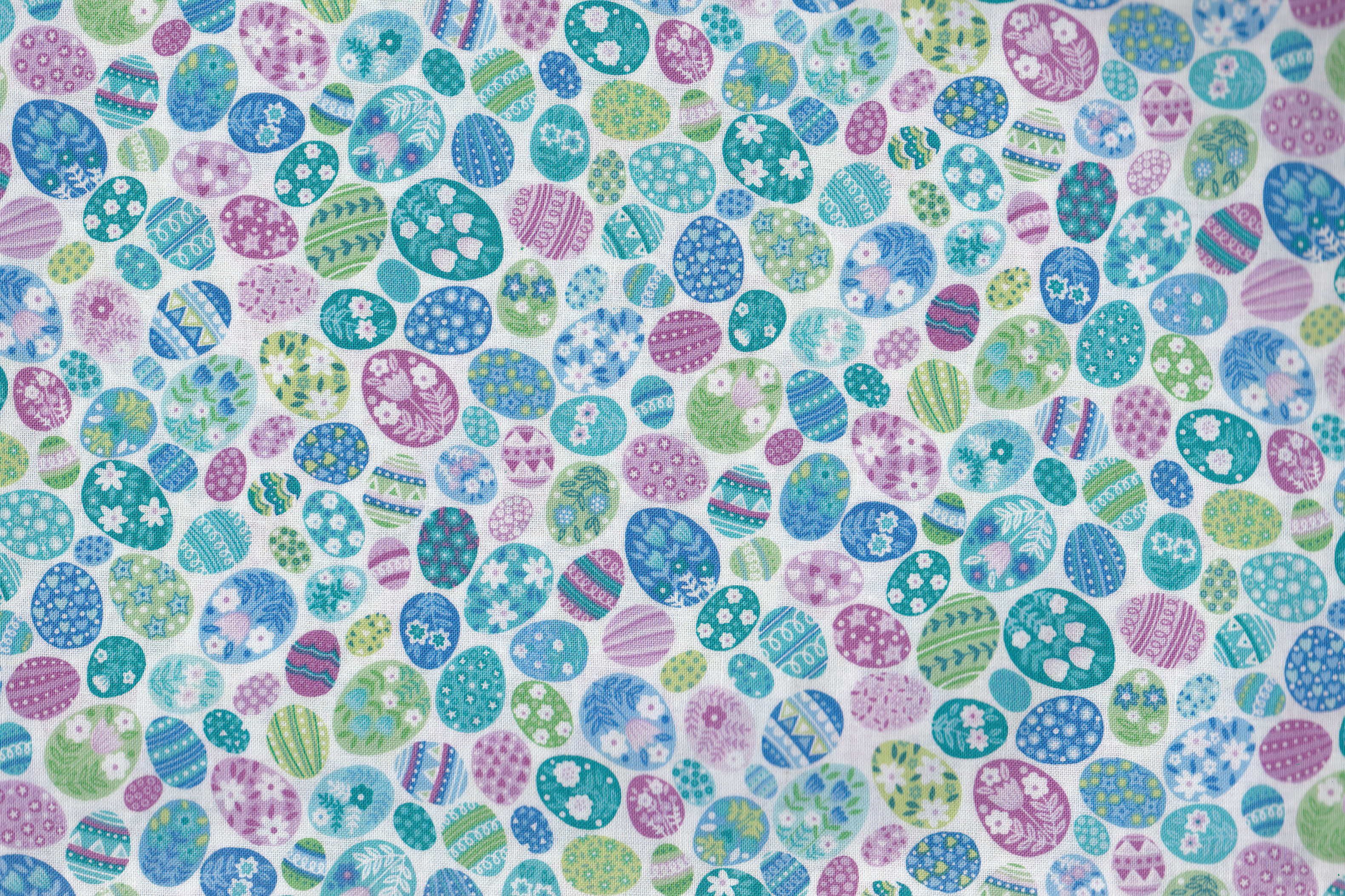 Stoff mitz bunten, kleinen Ostereier