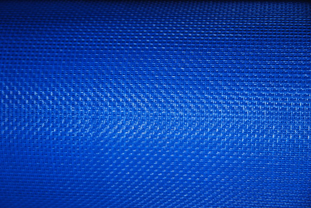 Vinyl mesh in Royalblau geeignet für Taschen, Kosmetiktaschen, Badetaschen