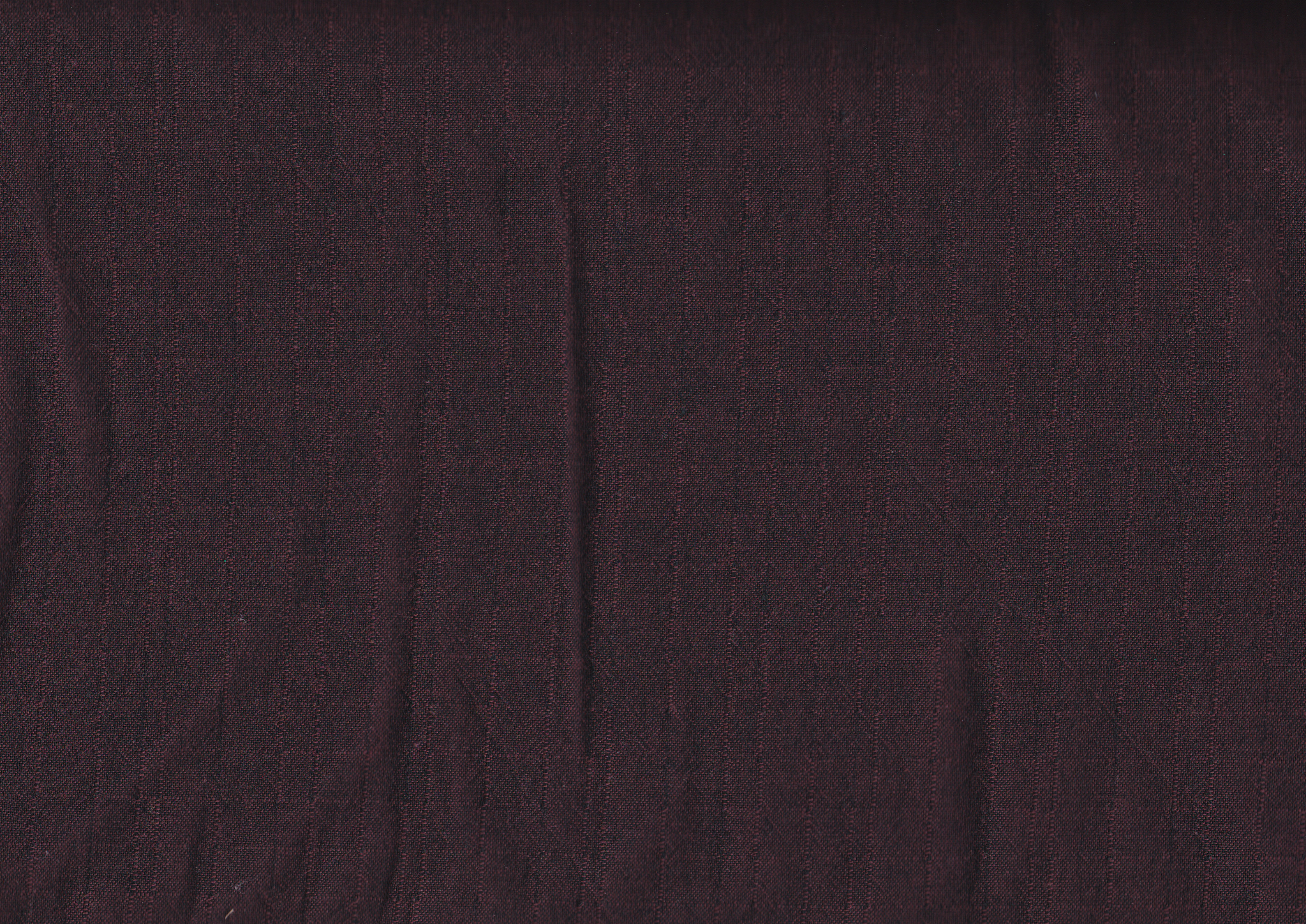 Gewebte Japanische Stoffe , Weinrot mit eingewebten Muster